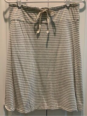 GAP Striped Cotton Skirt with drawstring waist. White & gray grey. S